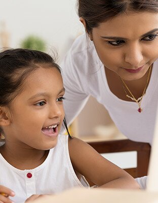 Cómo orientar a los hijos en el uso seguro y responsable de Internet y los dispositivos conectados